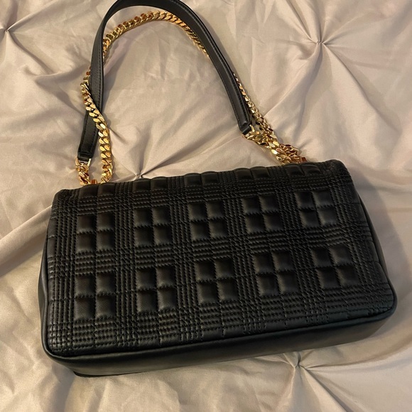 BURBERRY Lola TB Quilted Shoulder Bag US Medium perfect condition - Picture 4 of 10